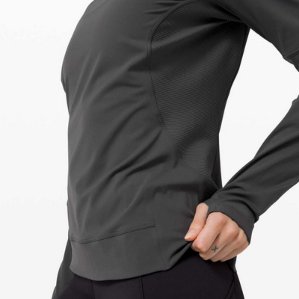 Lululemon Quickflash Pullover Size 6 Graphite Grey - image 3